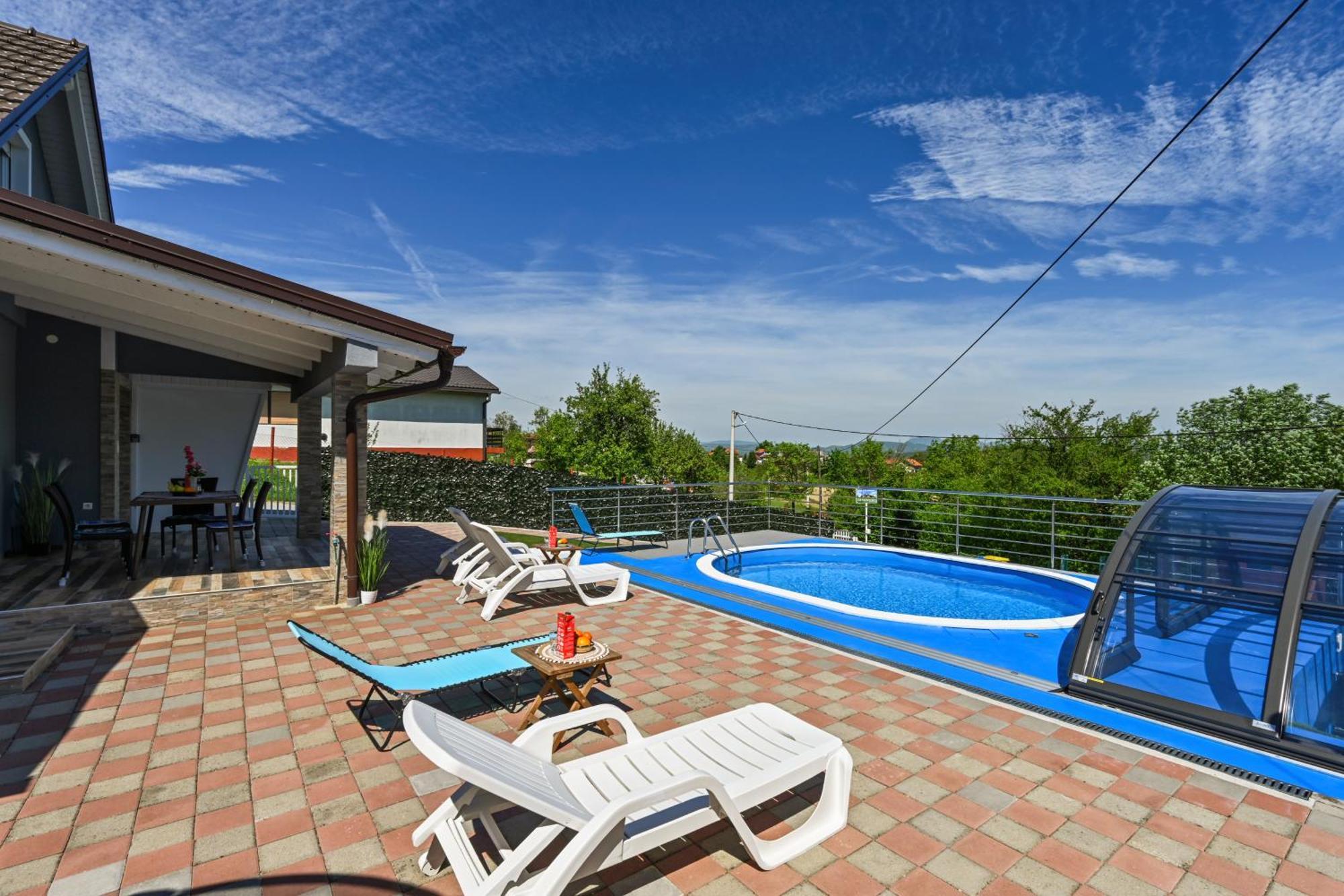 Cvetkova Hiza Sa Jacuzzijem Vila Tuheljske Toplice Exterior foto